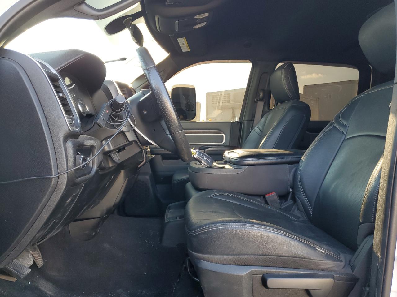 2021 RAM 2500 - Image 7