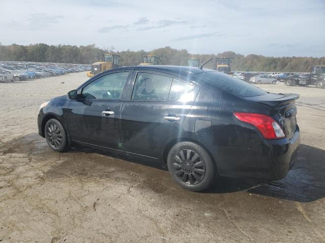  NISSAN VERSA 2015 Черный