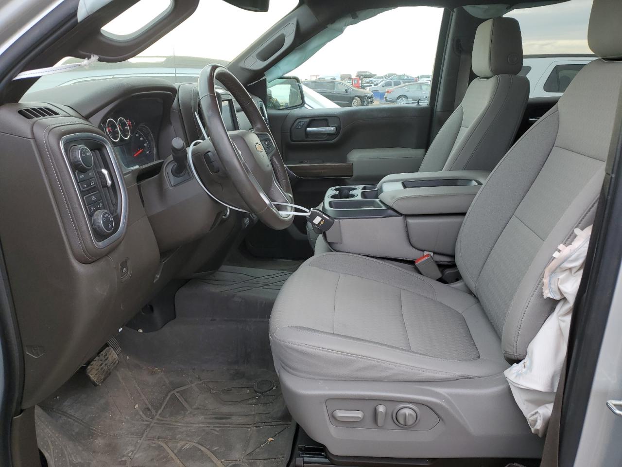 2020 Chevrolet Silverado - Image 7