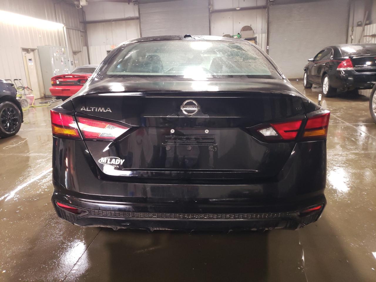2020 Nissan Altima - Image 6