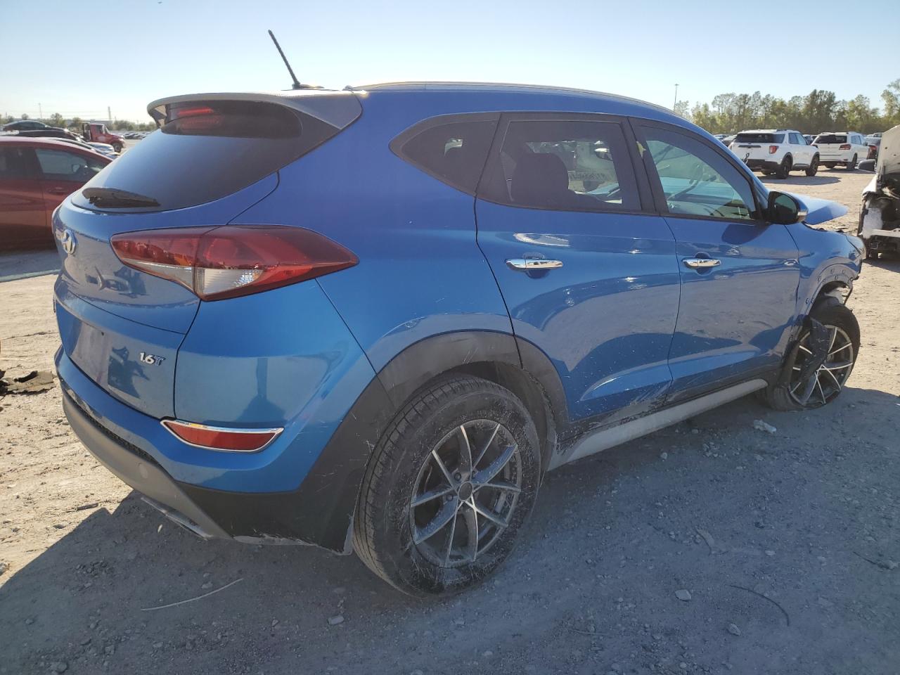 2017 Hyundai Tucson - Image 3