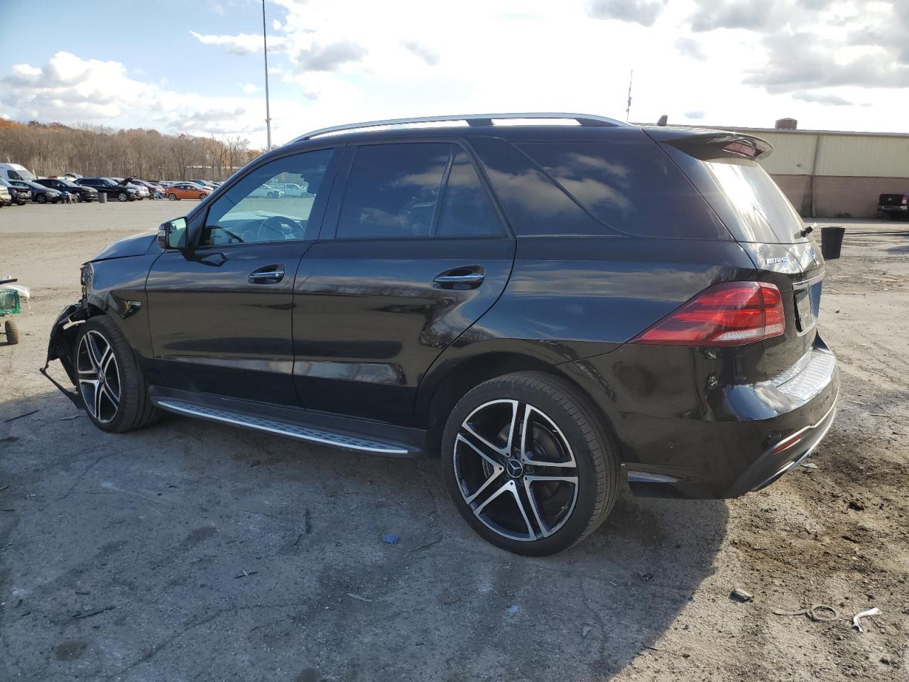 2019 Mercedes-Benz GLE - Image 2