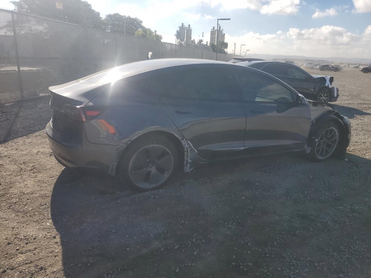 VIN 5YJ3E1EA2PF425401 2023 TESLA MODEL 3 no.3