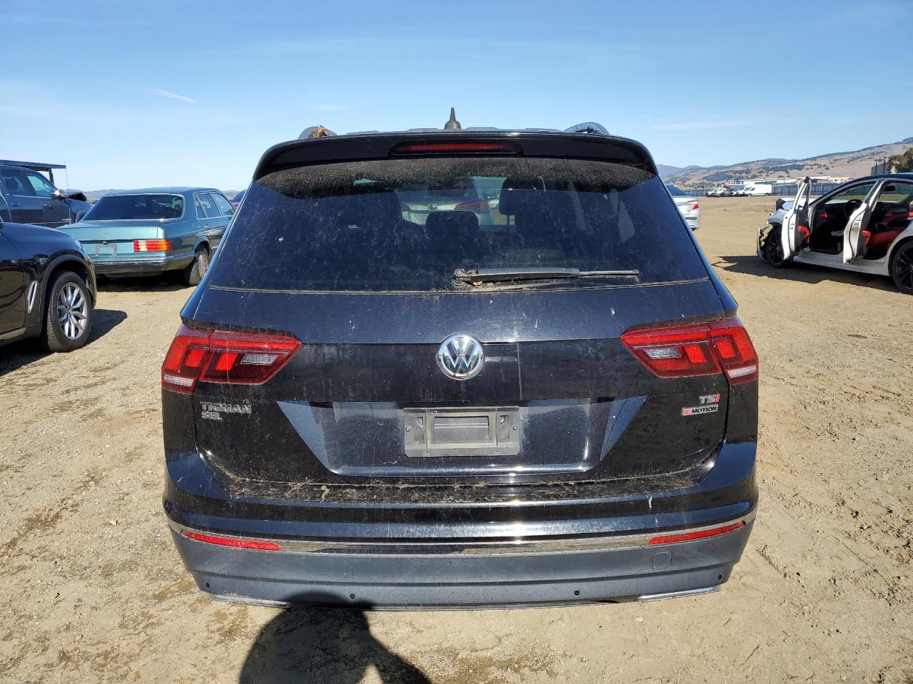 2018 Volkswagen Tiguan Sel Premium VIN: 3VV4B7AX3JM190697 Lot: 81098754