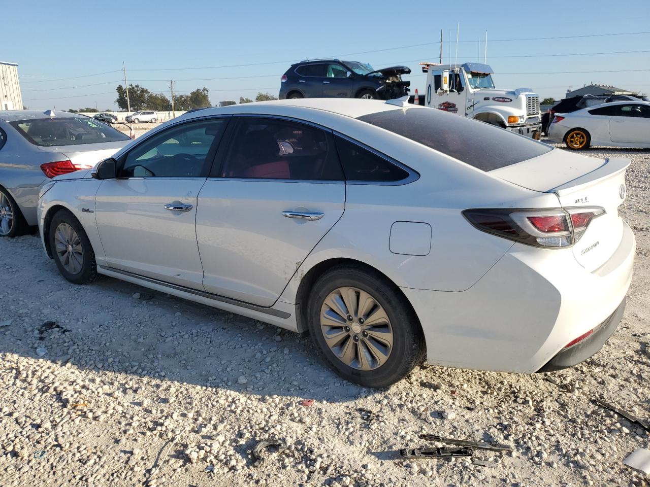 2017 Hyundai Sonata - Image 2