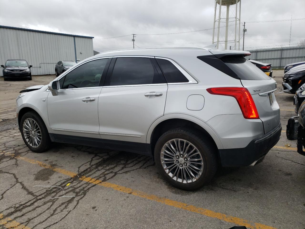 VIN 1GYKNARSXKZ214510 2019 CADILLAC XT5 no.2