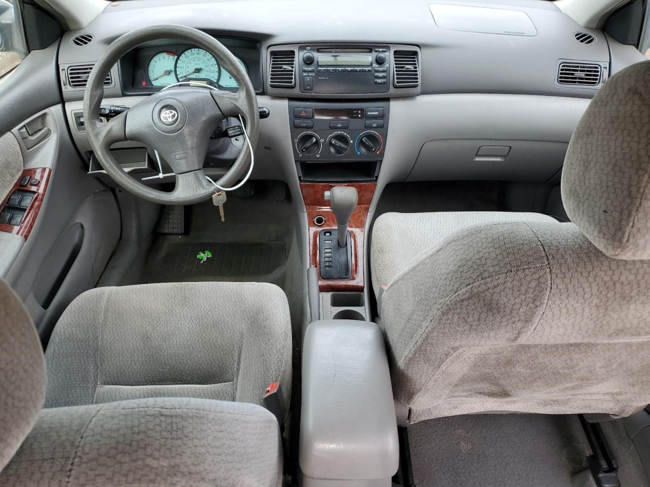 2004 Toyota Corolla - Image 8