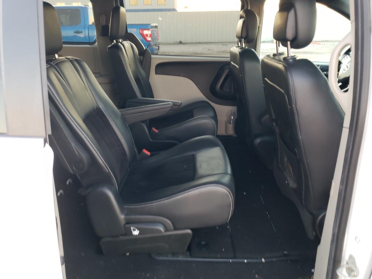 2017 Dodge Grand Caravan Sxt VIN: 2C4RDGCG9HR852846 Lot: 71442675