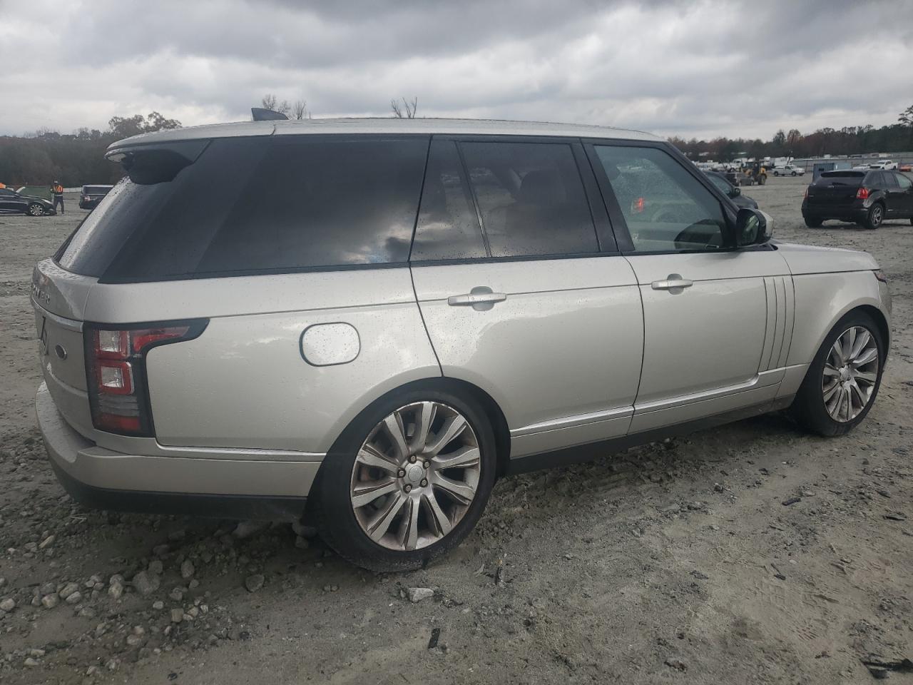 VIN SALGS2FV8HA360378 2017 LAND ROVER RANGEROVER no.3