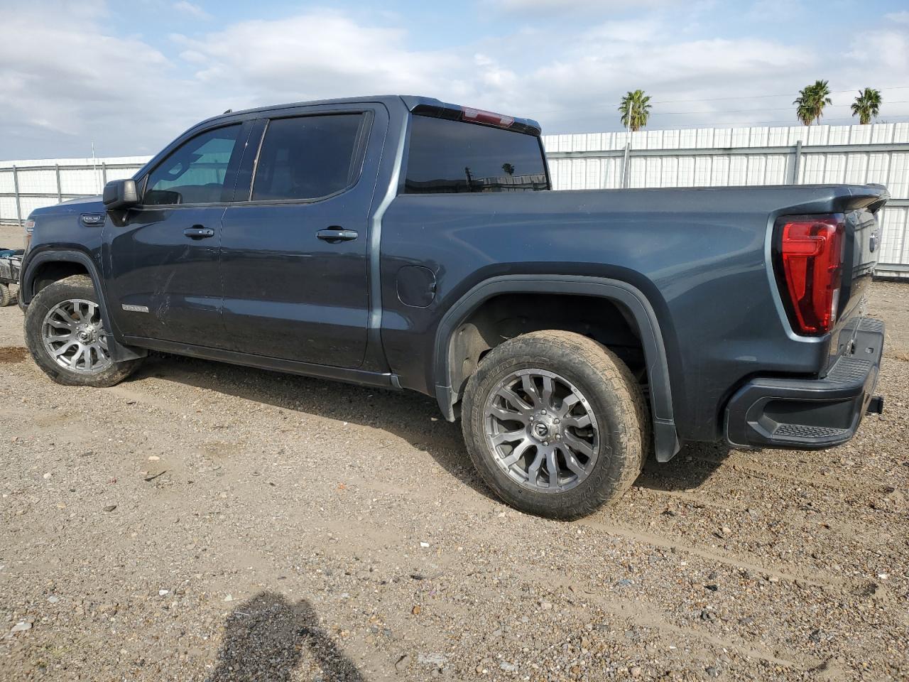 2020 GMC Sierra - Image 2