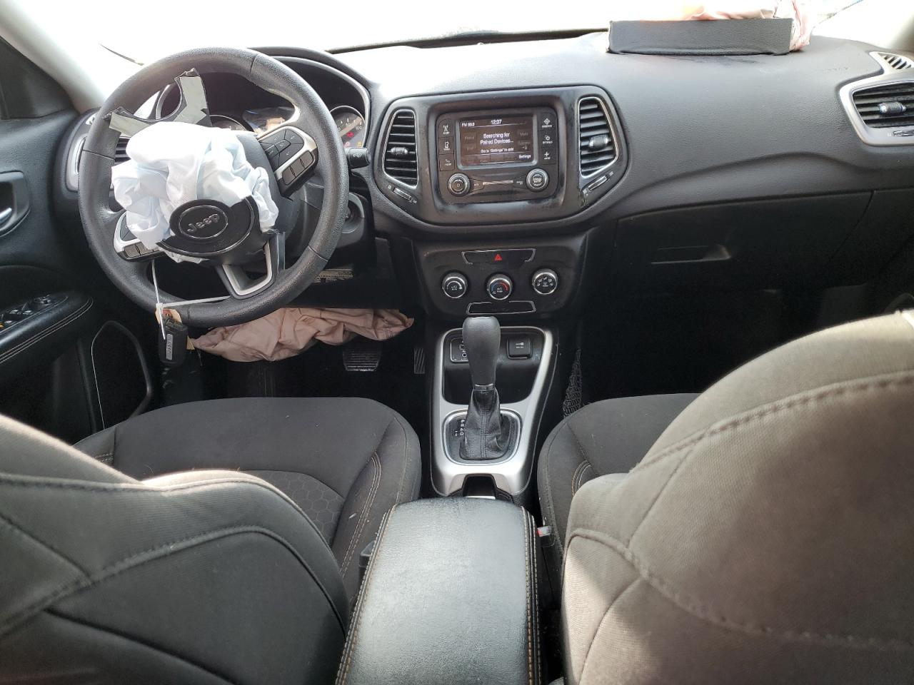 2018 Jeep Compass - Image 8