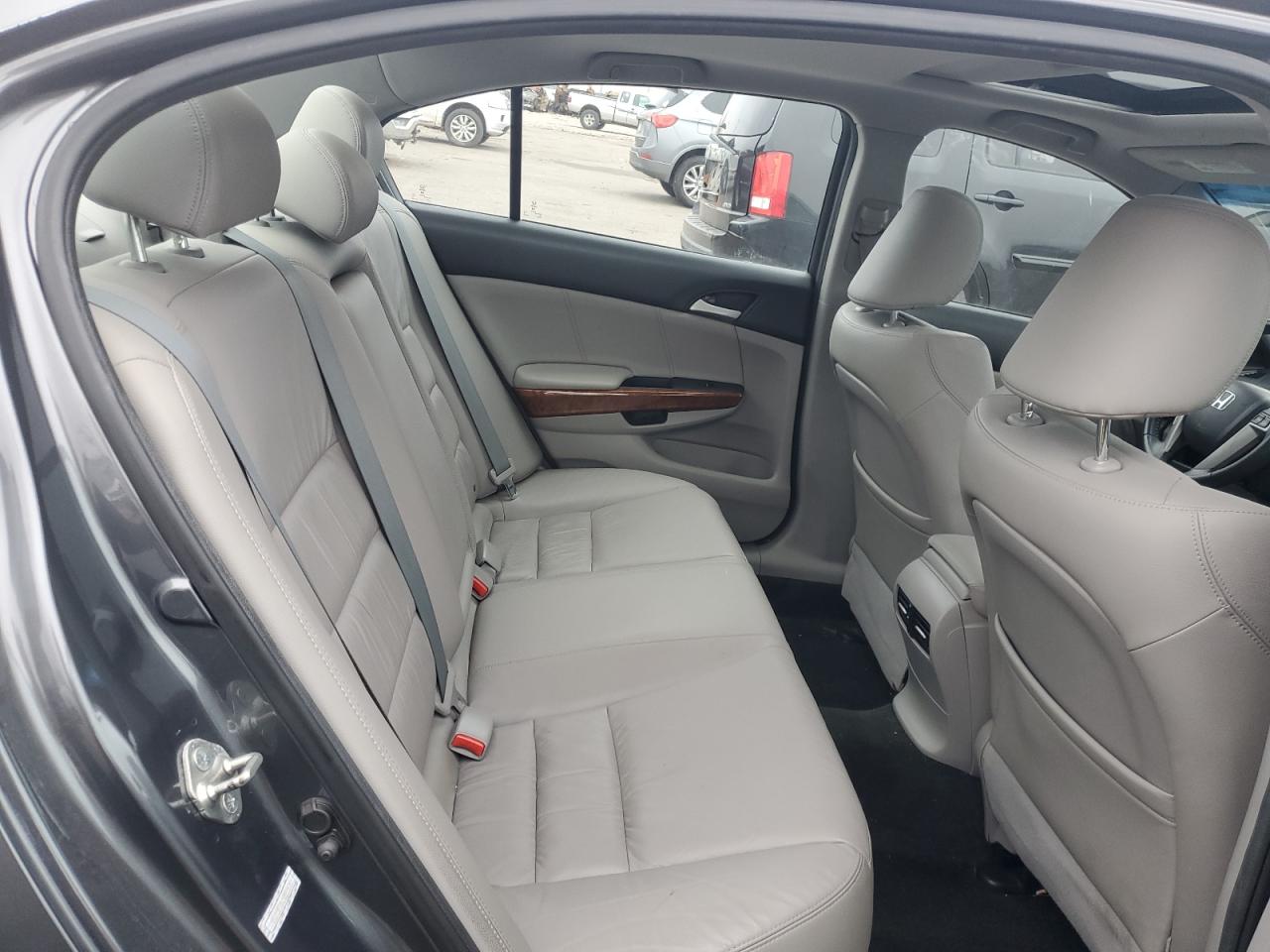 2012 Honda Accord - Image 10