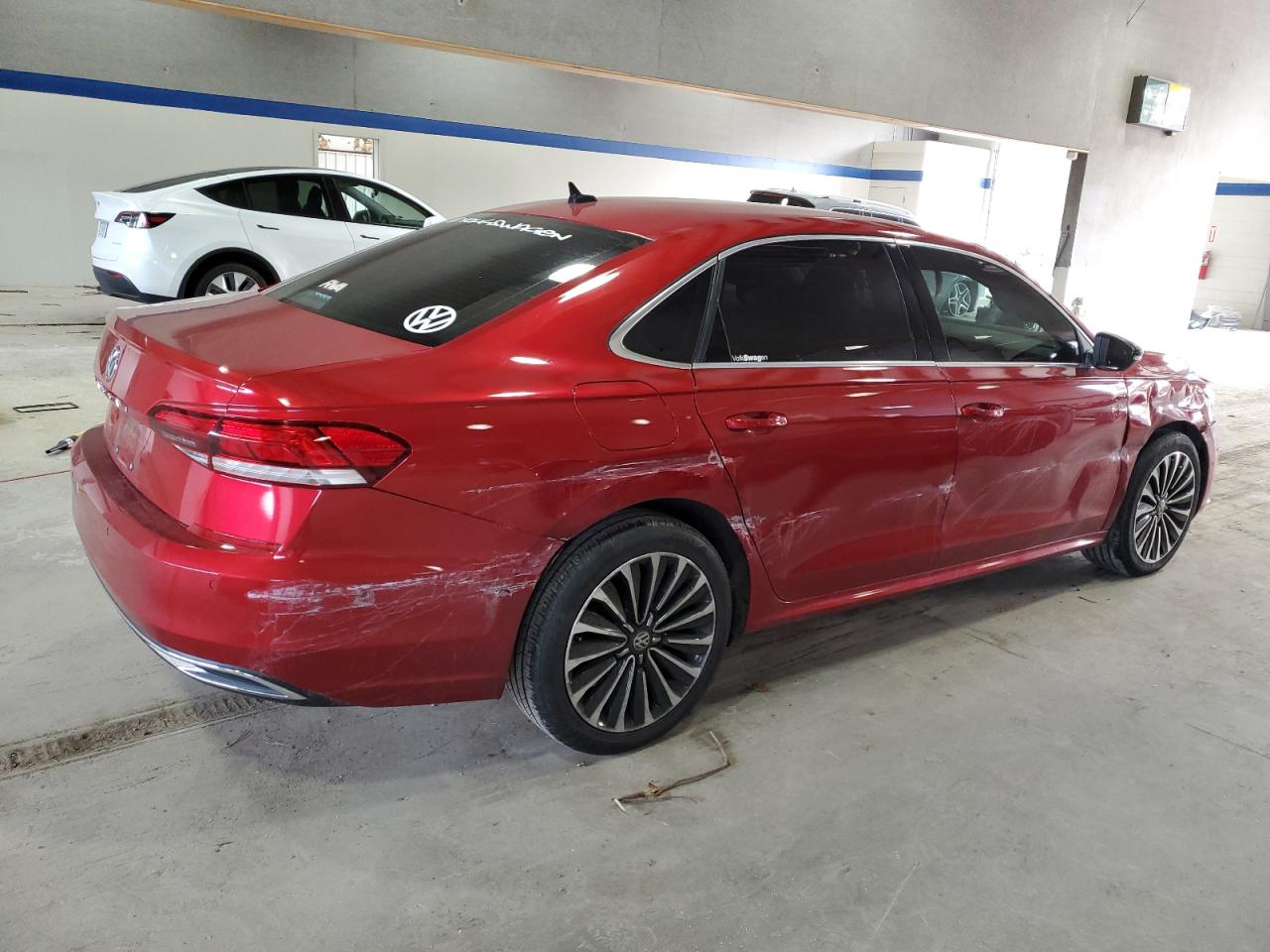 2022 Volkswagen Passat - Image 3