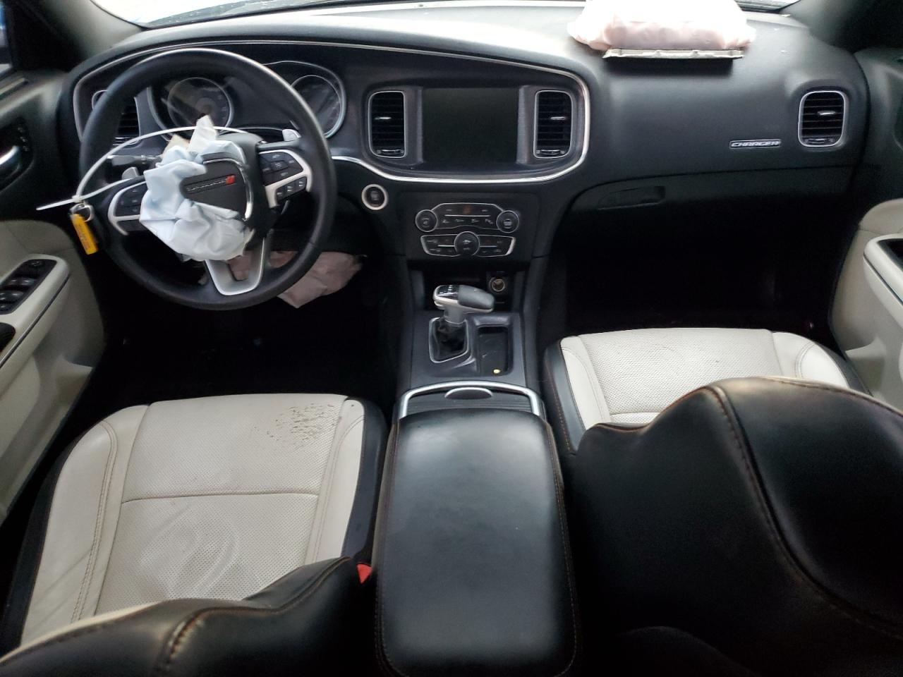 2016 Dodge Charger - Image 8