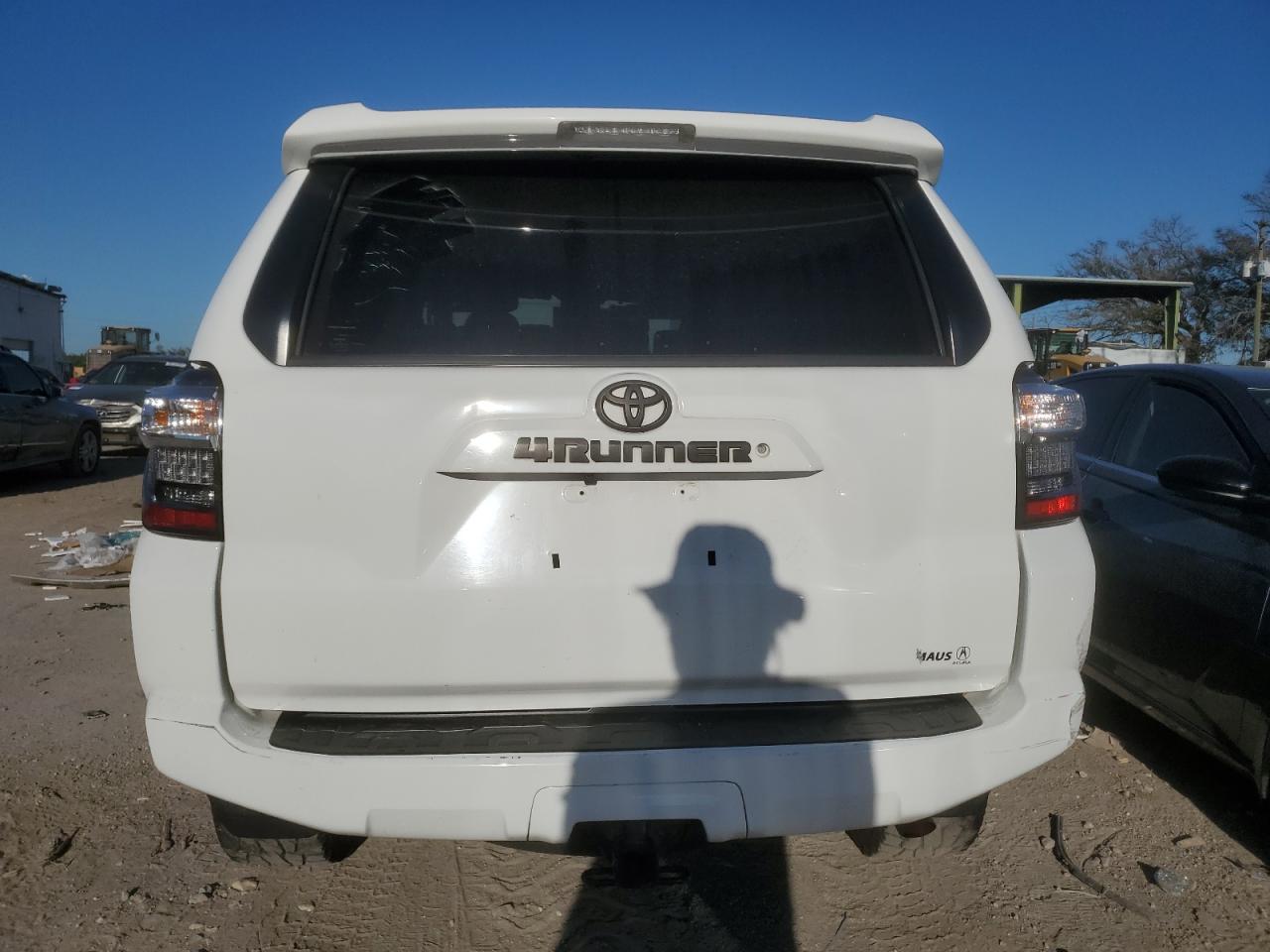 2019 Toyota 4Runner - Image 6