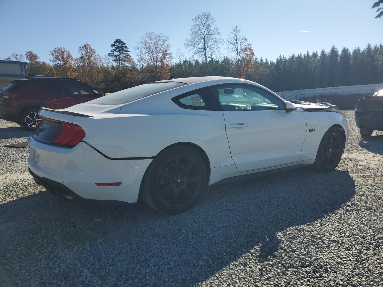 2019 Ford Mustang - Image 3