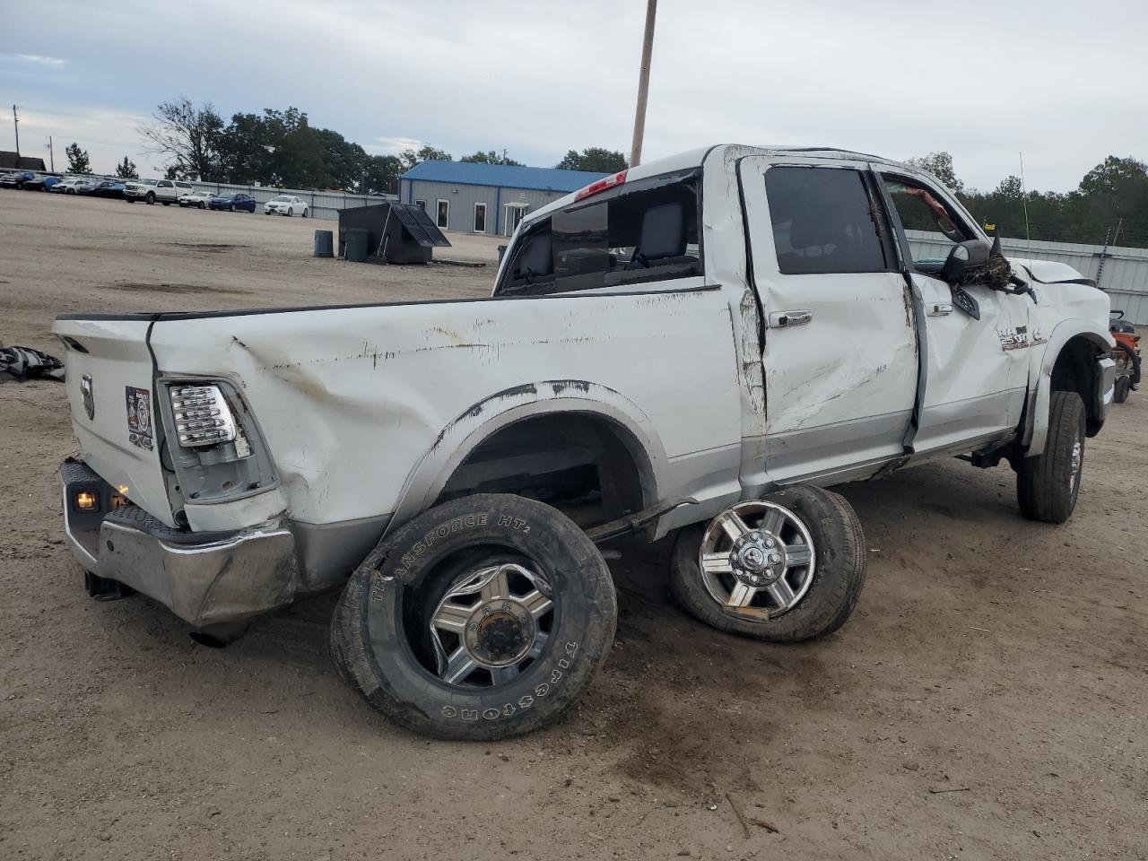 2013 RAM 2500 - Image 3