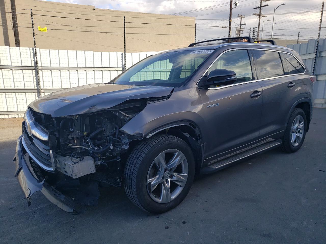2015 Toyota Highlander - Image 1