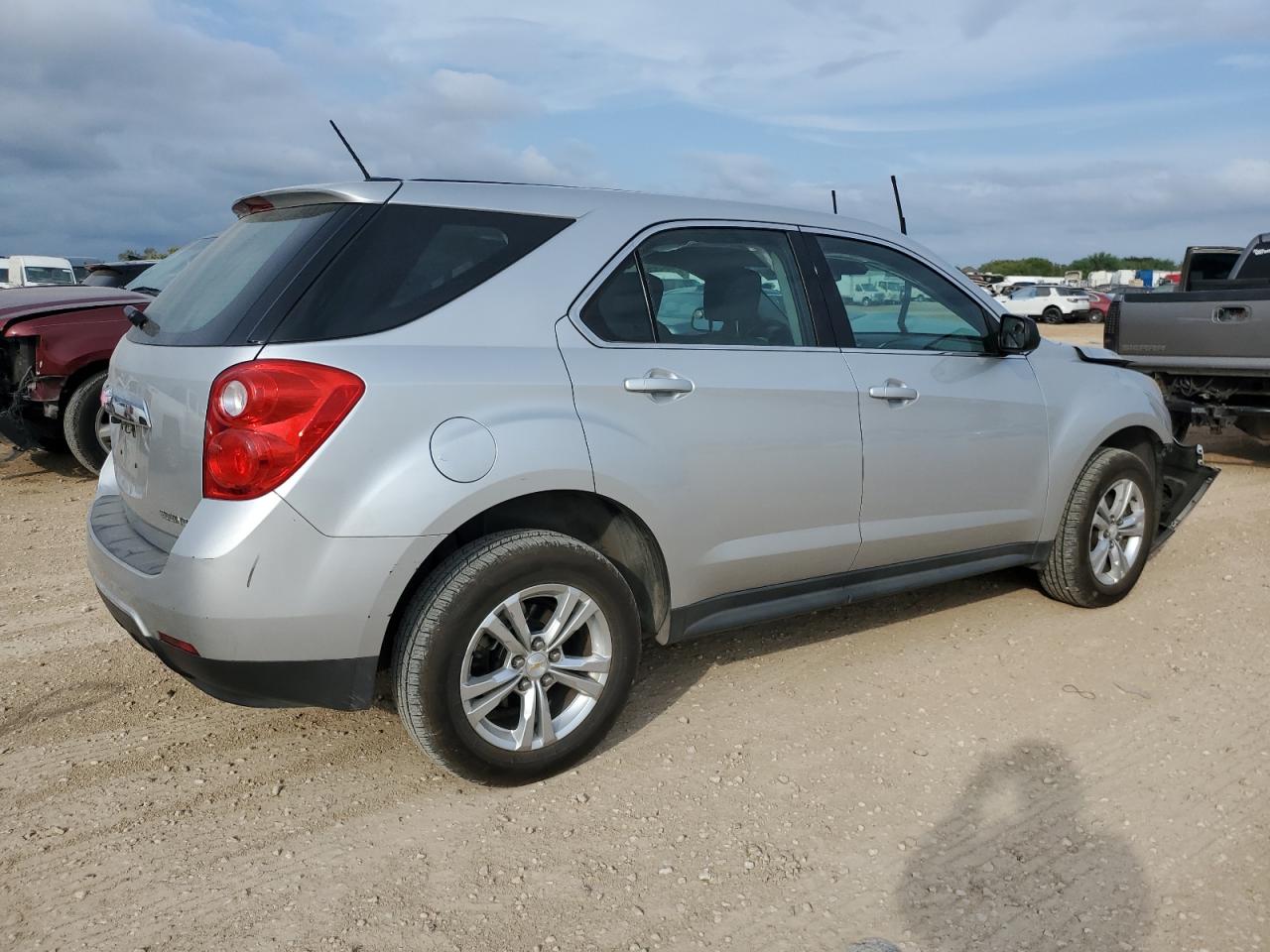 2015 Chevrolet Equinox - Image 3