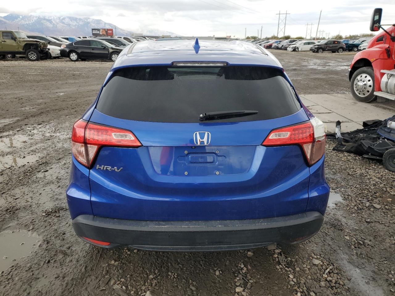 2018 Honda Hr-V Lx VIN: 3CZRU5H31JM708693 Lot: 80210214