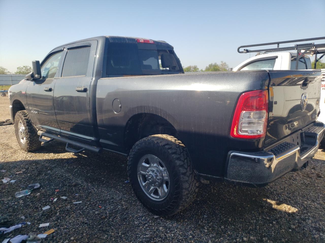 VIN 3C6UR5CJ2KG676853 2019 RAM 2500 no.2