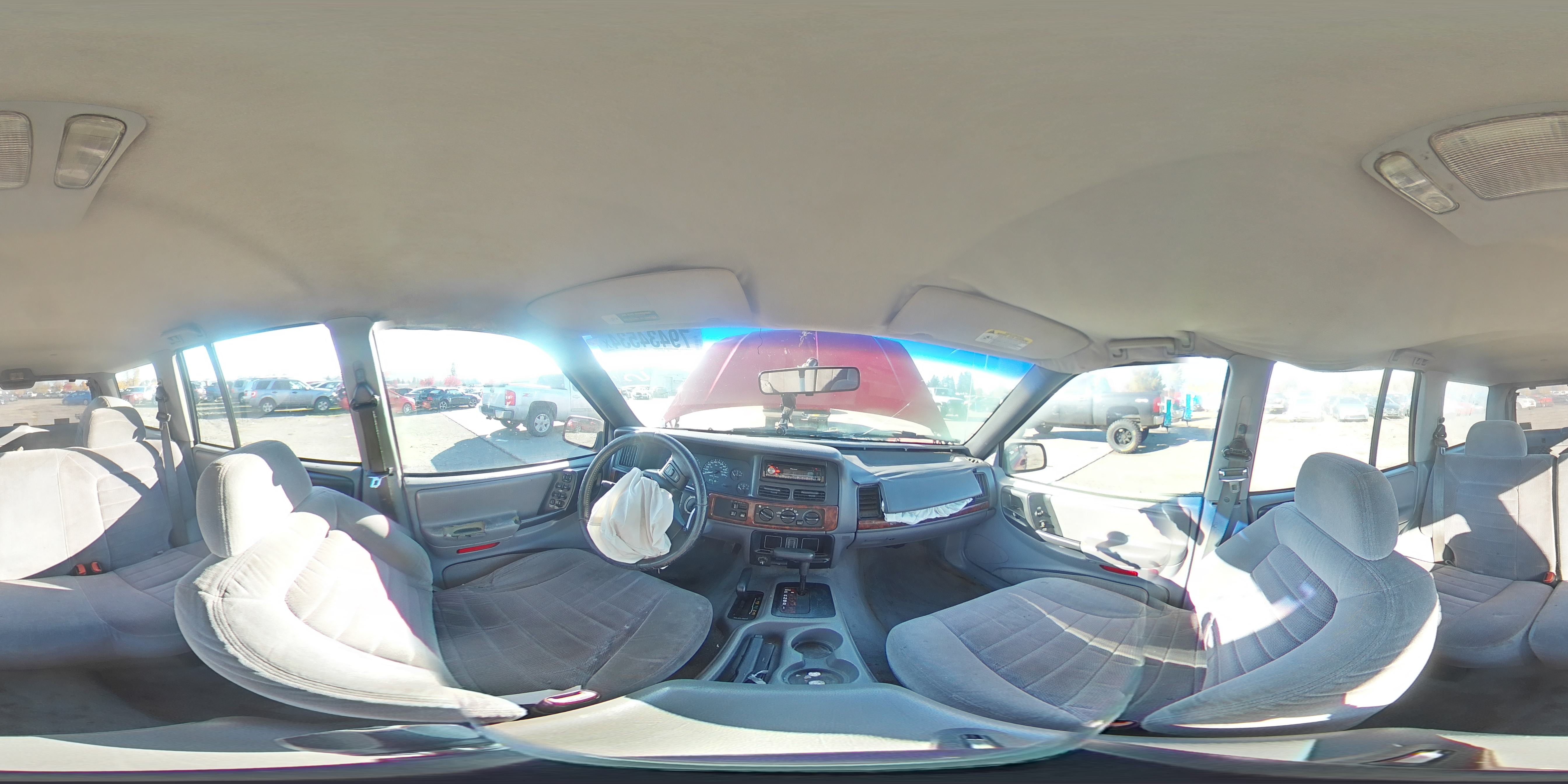 1998 Jeep Grand Cherokee - Image 13