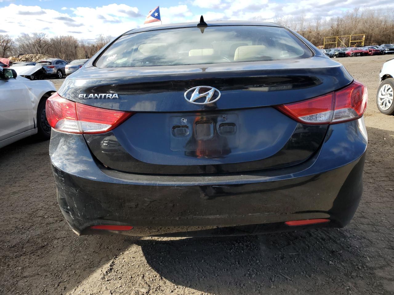 2013 Hyundai Elantra Gls VIN: KMHDH4AE2DU858401 Lot: 78274534