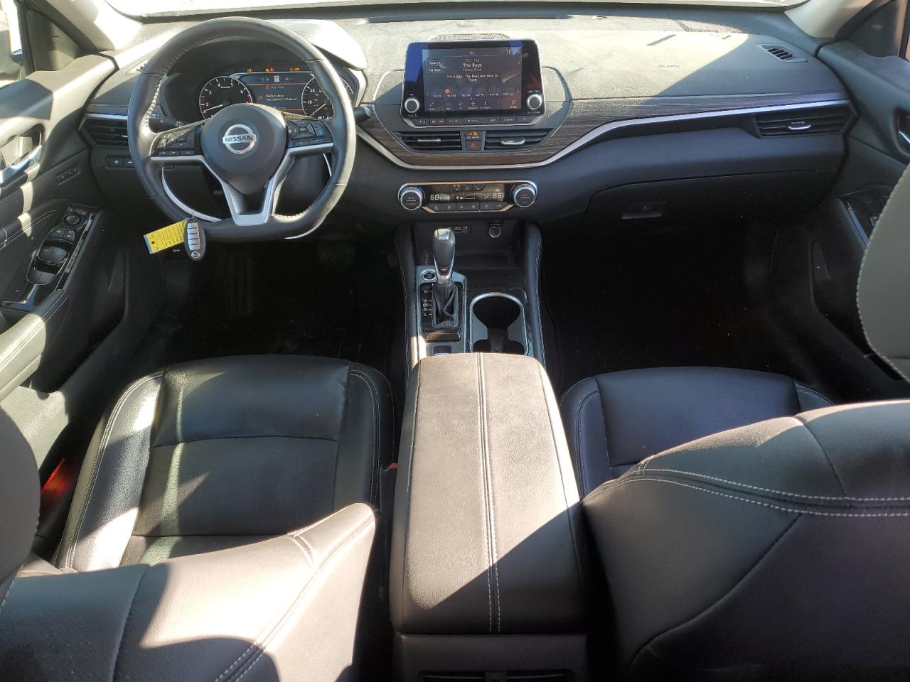 2021 Nissan Altima - Image 8