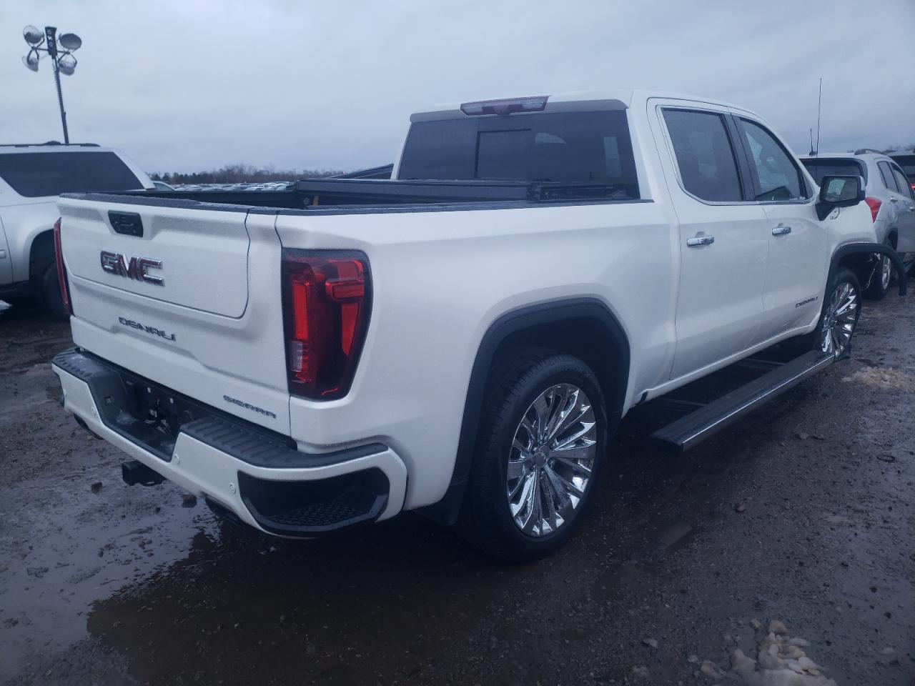 VIN 3GTU9FEL8MG179645 2021 GMC SIERRA no.3