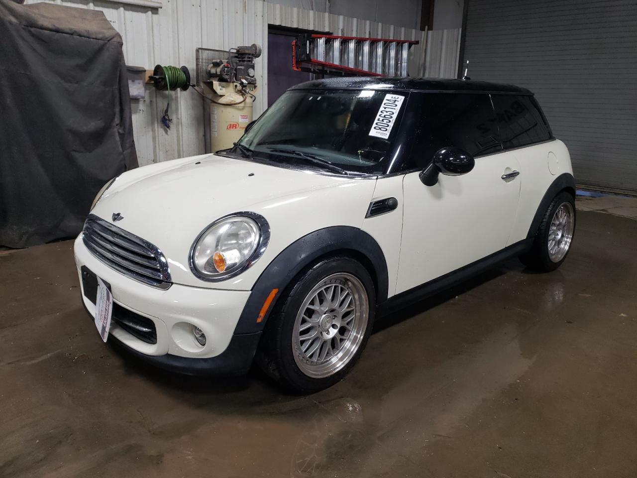 2011 MINI Cooper - Image 1