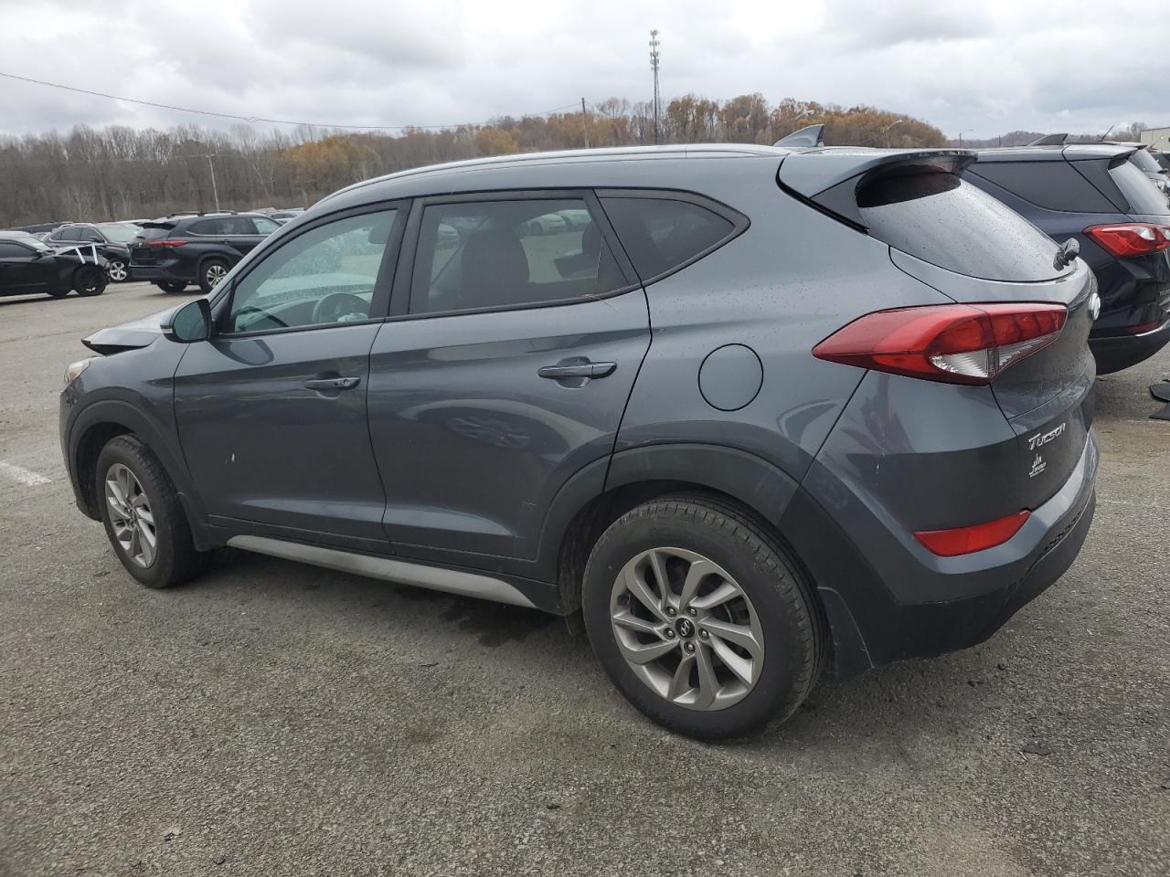 2017 Hyundai Tucson - Image 2