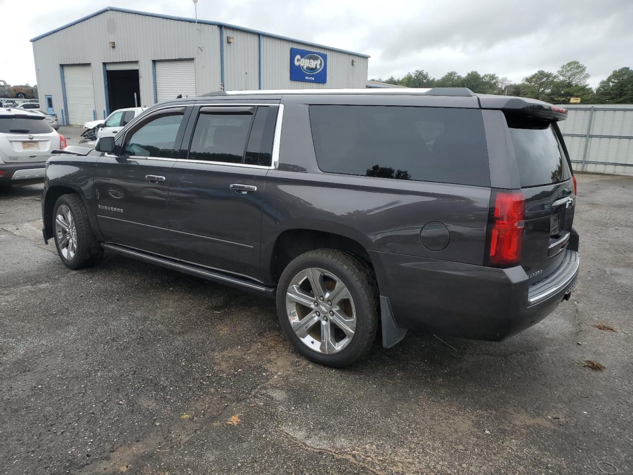 2018 Chevrolet Suburban - Image 2