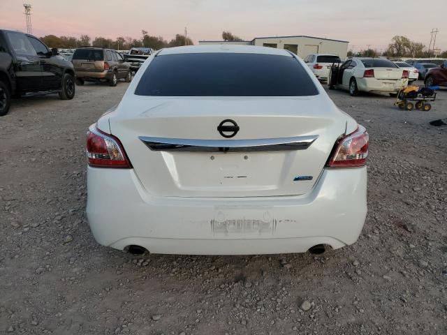 Sedans NISSAN ALTIMA 2013 White