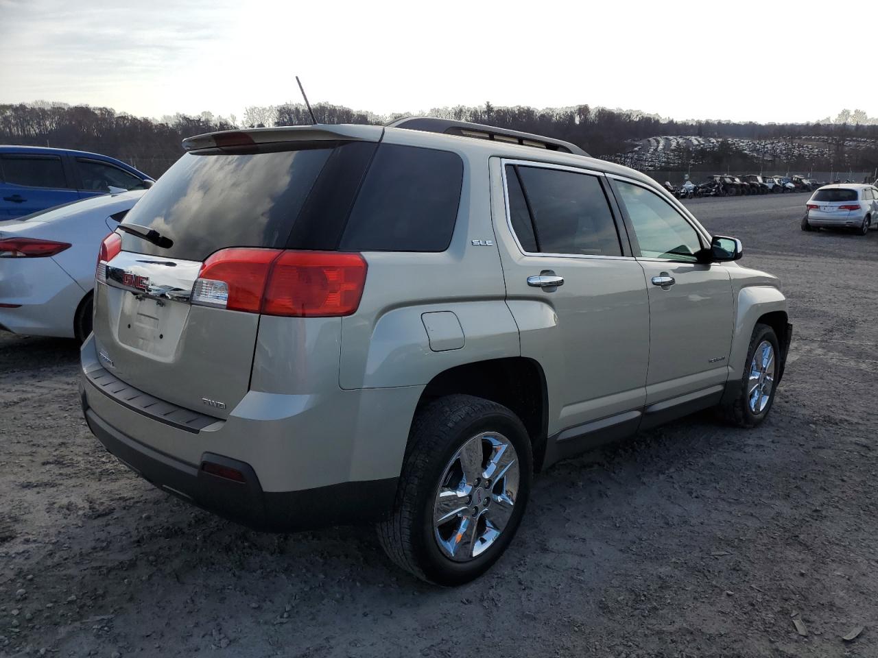 2015 GMC Terrain - Image 3