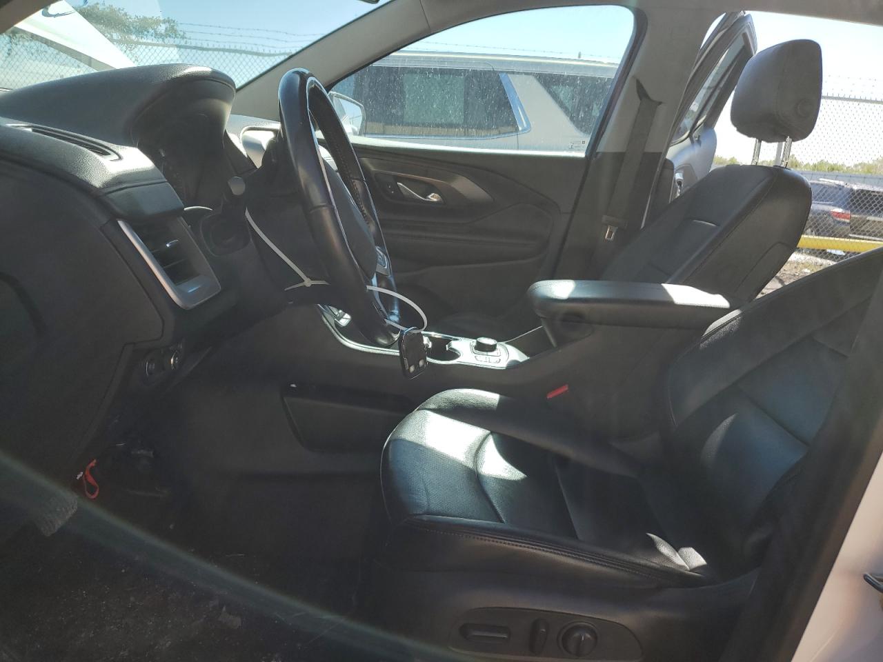 2021 GMC Terrain - Image 7