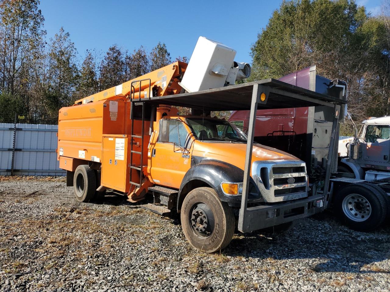 2013 Ford F750 Super Duty იყიდება Spartanburg-ში, SC - Top/Roof