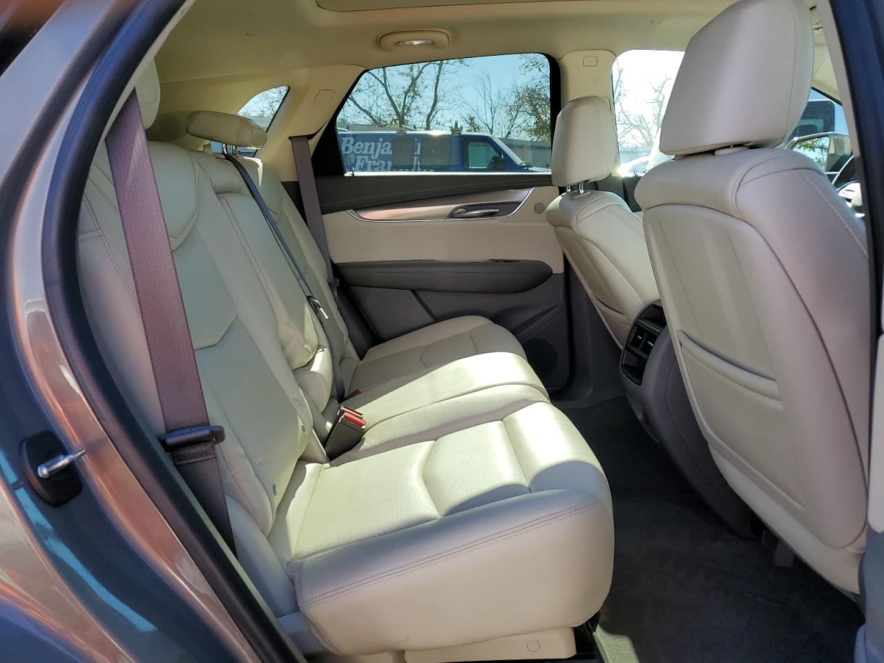 2017 Cadillac XT5 - Image 10