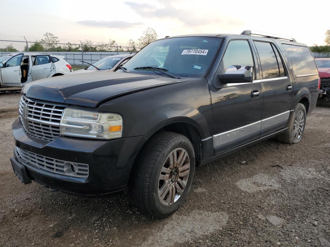 2010 Lincoln Navigator - Image 1