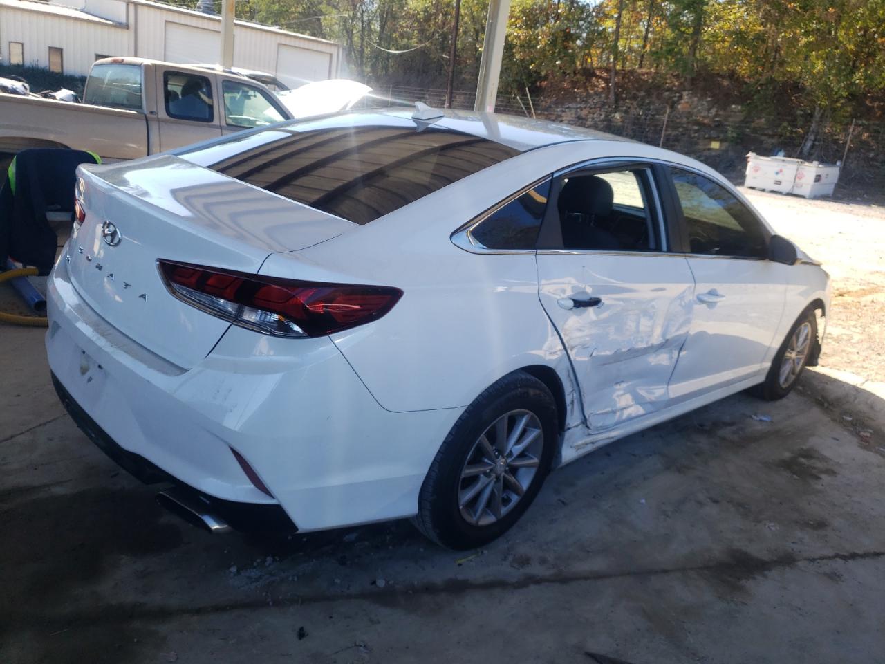 2019 Hyundai Sonata - Image 3