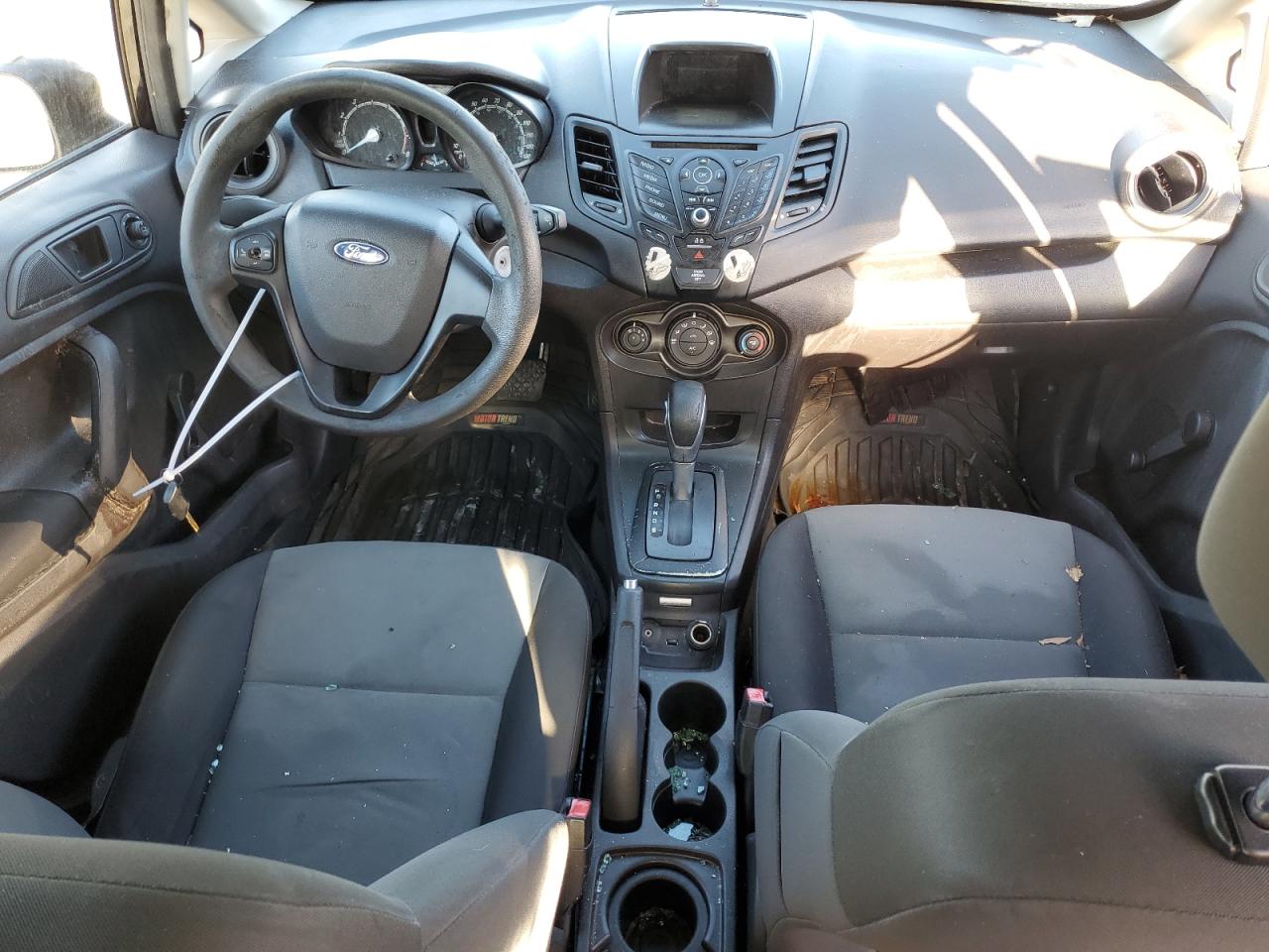 2016 Ford Fiesta - Image 8