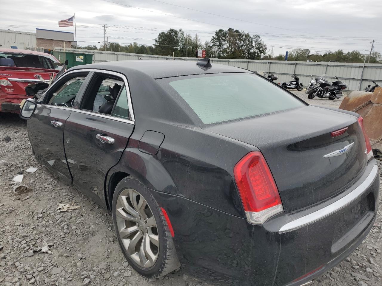 2021 Chrysler 300 - Image 2