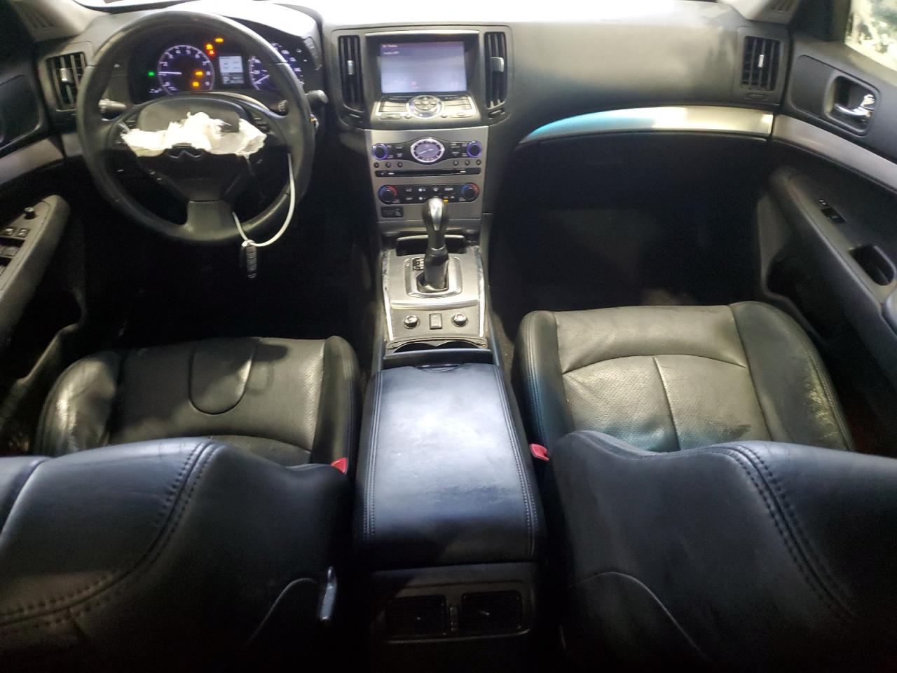 2015 Infiniti Q40 - Image 8