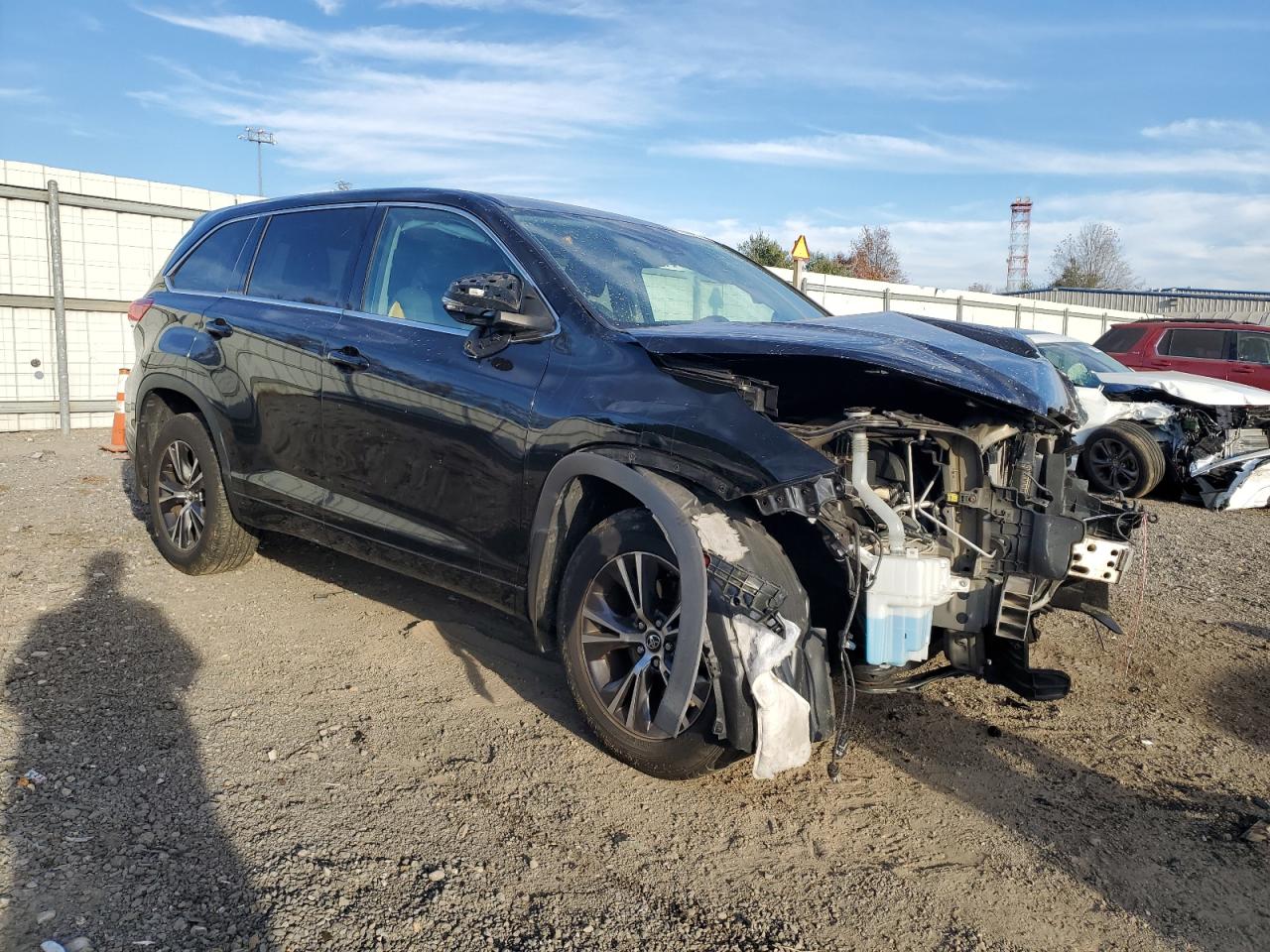 2018 Toyota Highlander - Image 4