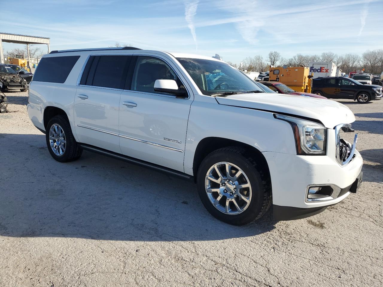 2015 GMC Yukon - Image 4