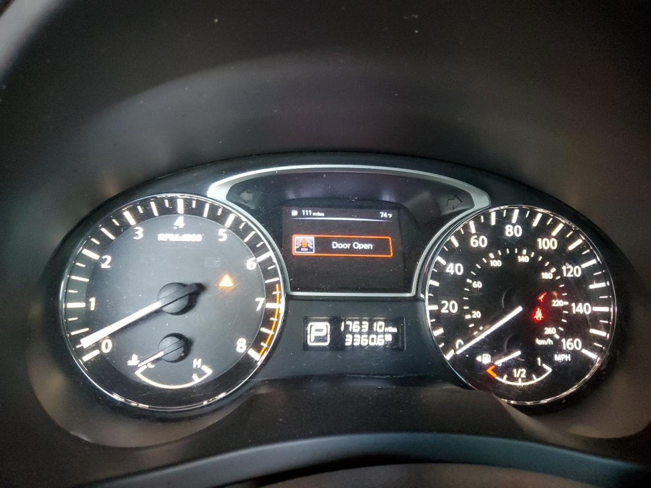 2014 Nissan Altima - Image 9