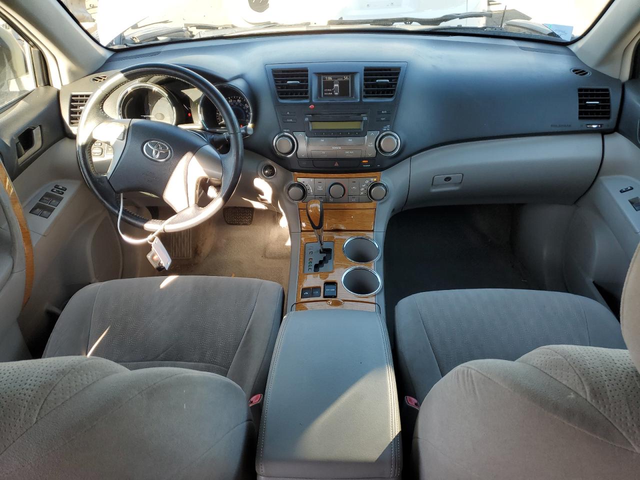 2009 Toyota Highlander - Image 8