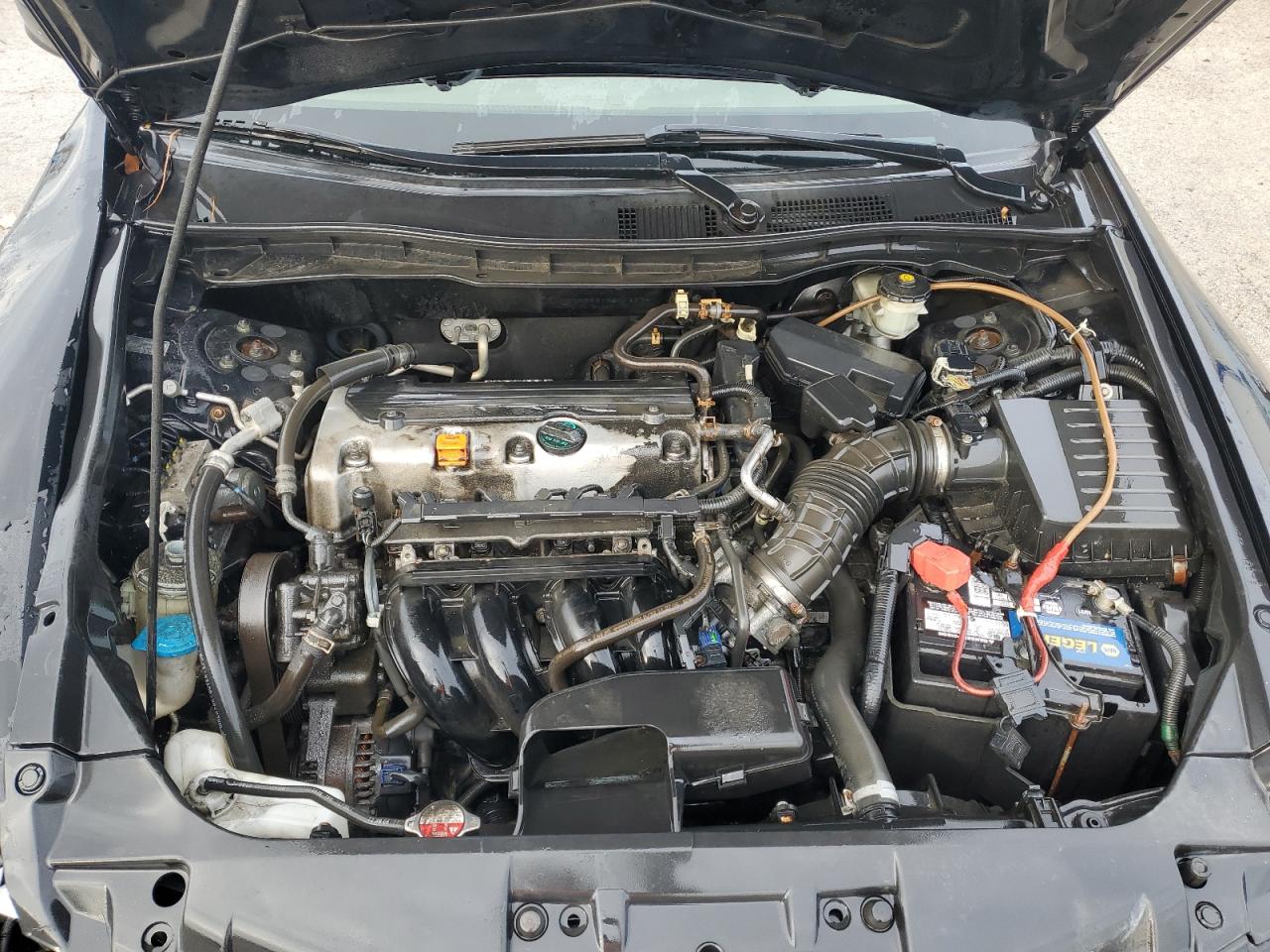 2009 Honda Accord - Image 11