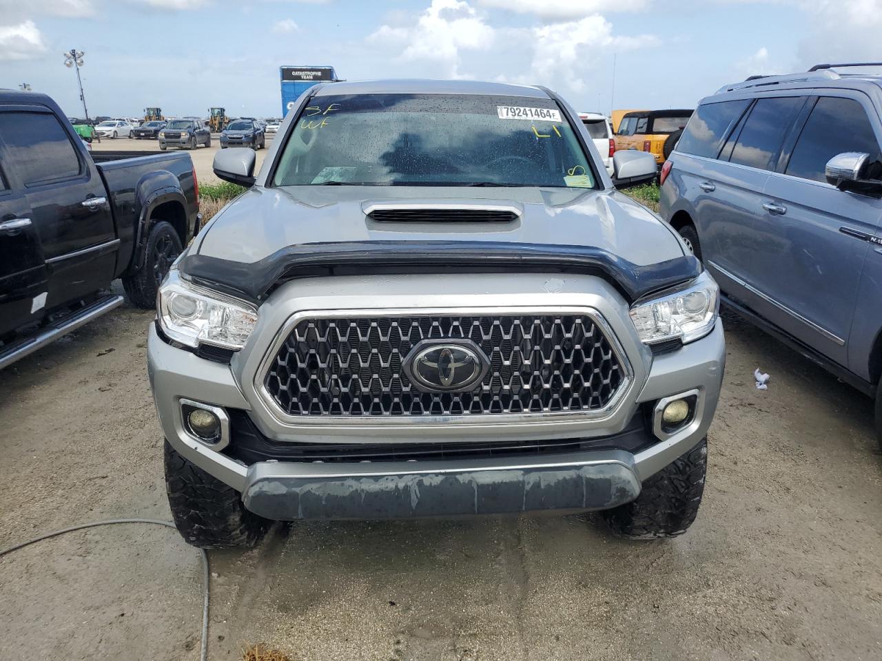 VIN 5TFAX5GN8HX075725 2017 TOYOTA TACOMA no.5