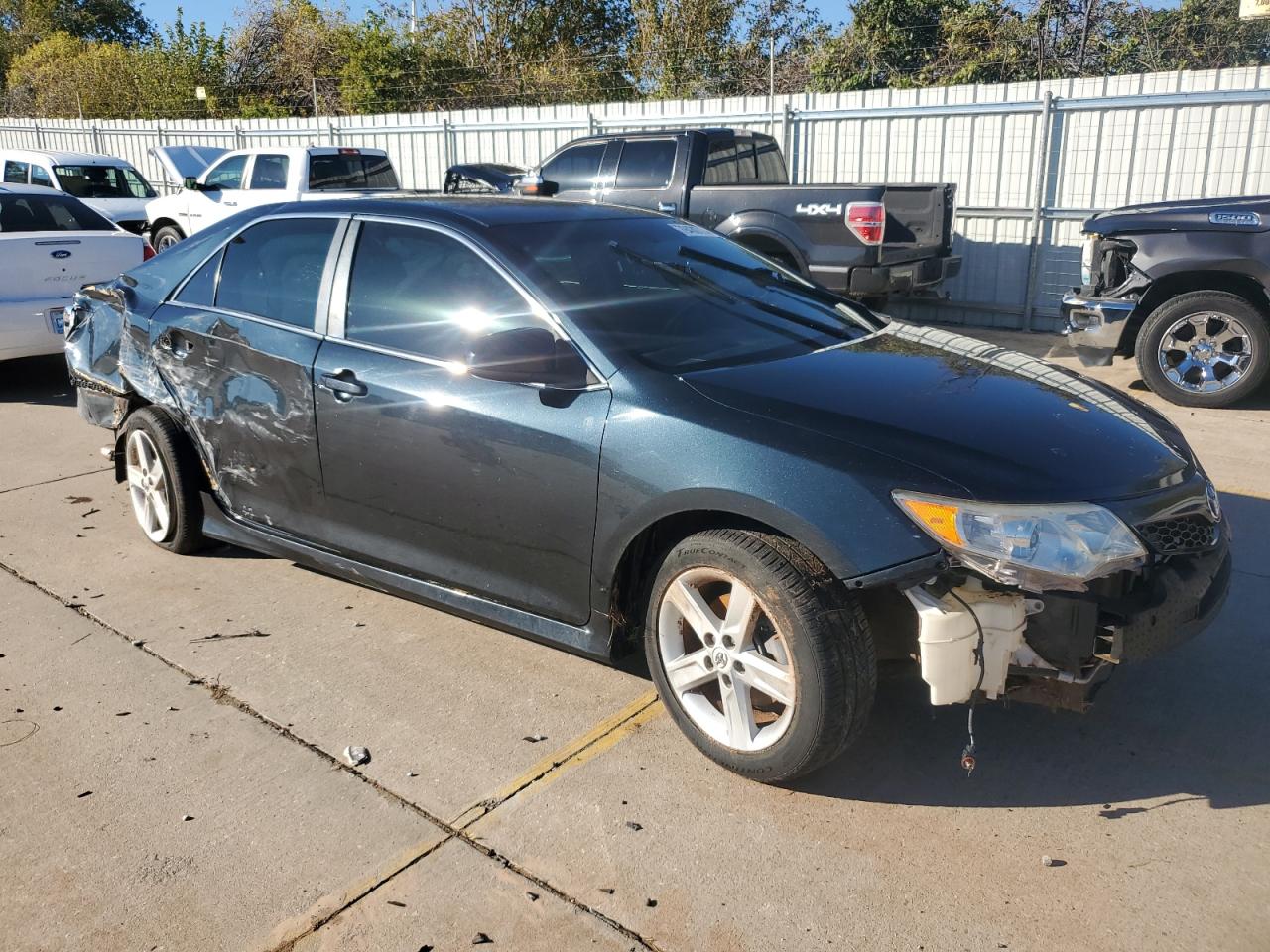 2012 Toyota Camry - Image 4
