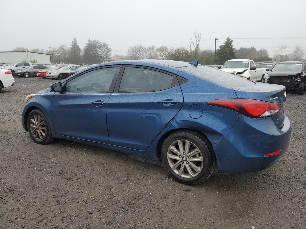 2016 Hyundai Elantra - Image 2
